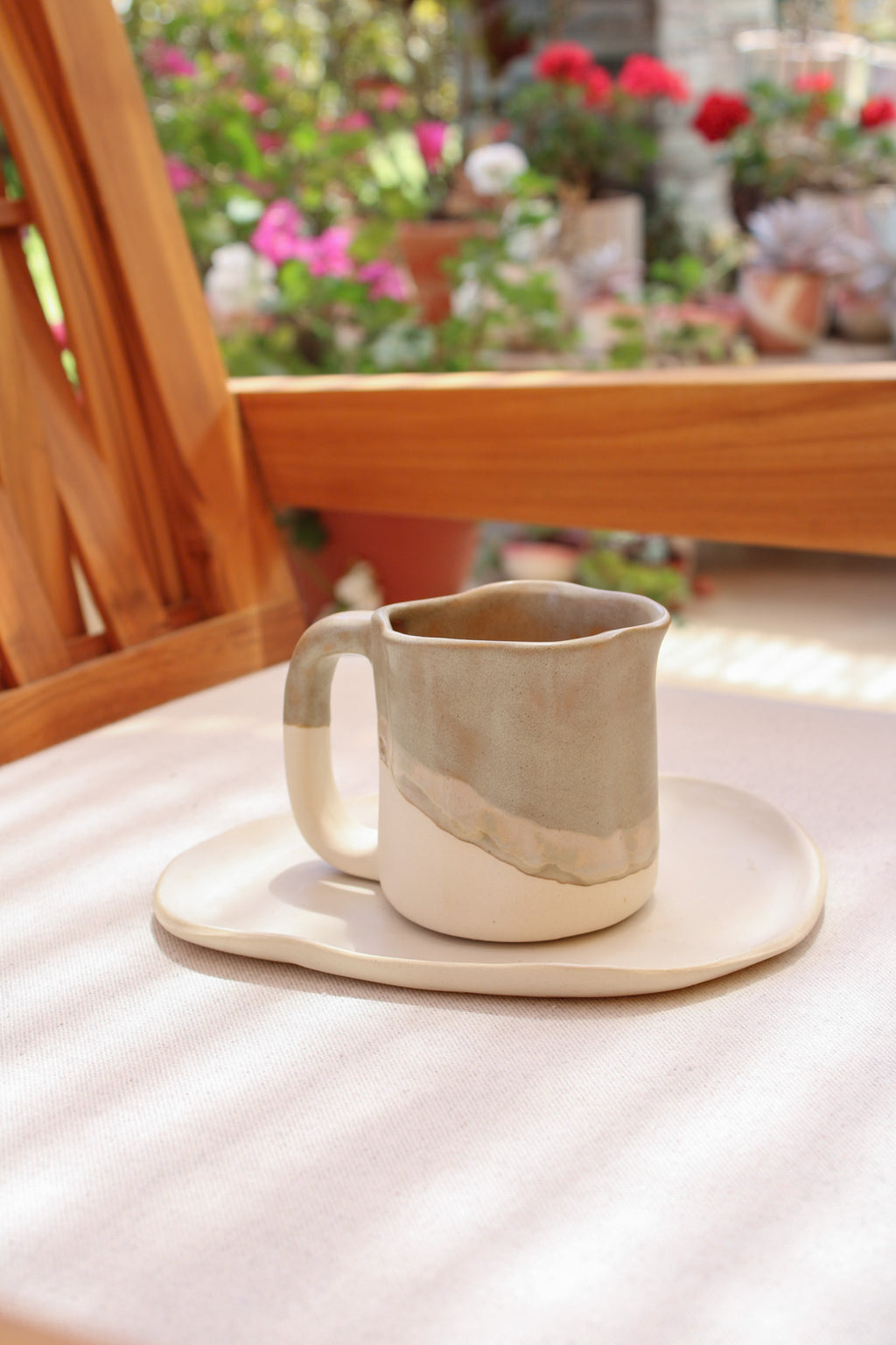 Taza Manola